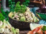 Salade avocat au thon : recette fraîche et facile dans sa coquille