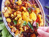 Chettinad Cauliflower Chukka Recipe / Spicy Dry Cauliflower Curry From Chettinad