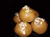 Besan Barfi/Besan ke Laddu a Rich Winter Special Recipe