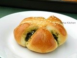 Eggless Spinach Pesto Filled Flower Shaped Buns | Savory Stuffed Soft Breads