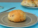 Iyengar Bakery Khara Buns | Eggless Onion Stuffed Savory Buns