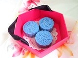 Bunga Telang ~ Blue-pea Flower Snow Skin Mooncakes ~ 2013