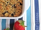 Crumble con fragole e more