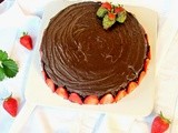 Torta fragole e cioccolato