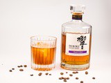 De Sammy Davis Jr mixed drink met Suntory Hibiki Harmony whisky