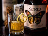 Sacred English Whisky Liqueur en de Smoky Nail