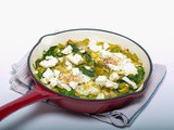 Winterse Shakshuka met prei en za’atar