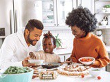 ~3 Ways to Successfully Share Your Love of Food With Your Family