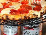 ~beer can pizza