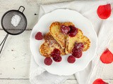 French toast with raspberries