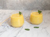 Mango smoothie - tropical smoothie