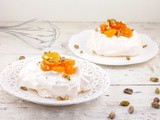 Mini pavlova with kumquats