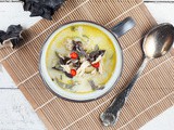 Spicy coconut and black mushroom soup