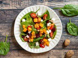 Spinach and sweet potato salad – served with red beets and feta