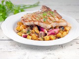 Stir-fried potatoes and radishes with veal