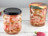 Sweet and sour pickled vegetables