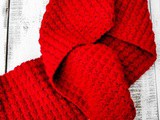 Crochet Sweetheart Scarf