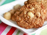 Cashew & Macadamia White Chip Cookie