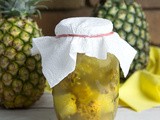 Homemade Fermented Pineapple Vinegar