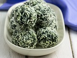 Seedy Spirulina Protein Balls