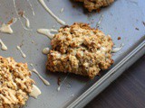 Oatmeal maple scones