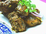 Chicken Saagwala ( Chicken in a Spinach Gravy )
