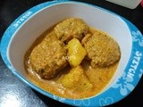 Nadia Bara Tarkari (Coconut-Lentil Dumping Curry)