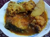 PhulKobi-Rohi Macchar Jholo ( Cauliflower & Fish Curry )