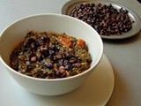 Kale with peanut sauce and spicy roasted black beans