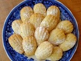 Linden tea madeleines