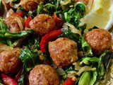 Spiced Bulgur balls with greens, peppers, onions – Bulgurlu Kofte