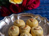 Maaladu Recipe-Roasted Gram Ladoo-Pottukadalai Urundai