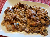 Chicken w/Garlic and Mushrooms in White Wine Sauce