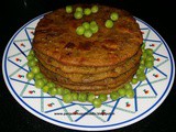 Khasta matar puri or kachori / green peas kachori / / मटारची पुरी / मटारची कचोरी