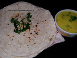 Tandulachi bhakri / rice flour flat bread / तांदुळाची भाकरी