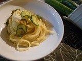 Pasta con zucchine e mozzarella