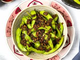 Edamame With Spicy Garlic Sauce