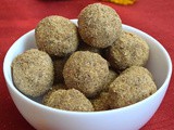 Oats Flaxseed Ladoo / Oats Flaxseed & Peanut Ladoo