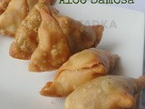 Aloo Samosas with Kari Pyaz Chutney