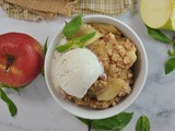 20-Minute Microwave Apple Crisp