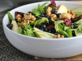Meatless Monday: Field Greens with Pear Vinaigrette
