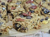 Vegan Banana-Cherry Chocolate Chip Oatmeal Breakfast Bars {Gluten-Free}