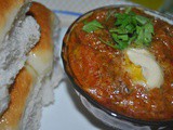 Recipe : Pav Bhaji/How to make pavbhaji /mumbai street food