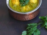 Nanjilnadu Mutta Aviyal/Egg Avial