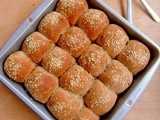 Vegan Rye Dinner Rolls