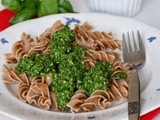 Pesto z jarmużu z makaronem