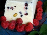 Semifreddo jagodowo-pistacjowy- pyszny deser