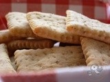 Crackers all'origano e olio di oliva con pasta madre....uno tira l'altro