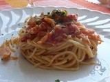 Spaghetti all'uovo di anatra con salmone..... alla faccia della gallina Rosita