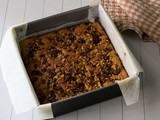 Walnut Crumble Cake